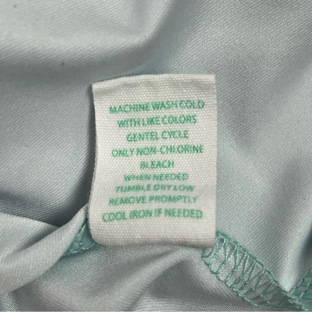 Art & Sol Amber Moran Womens Shirt Seafoam Fishing Lures Stretch V Neck Medium - Picture 10 of 10